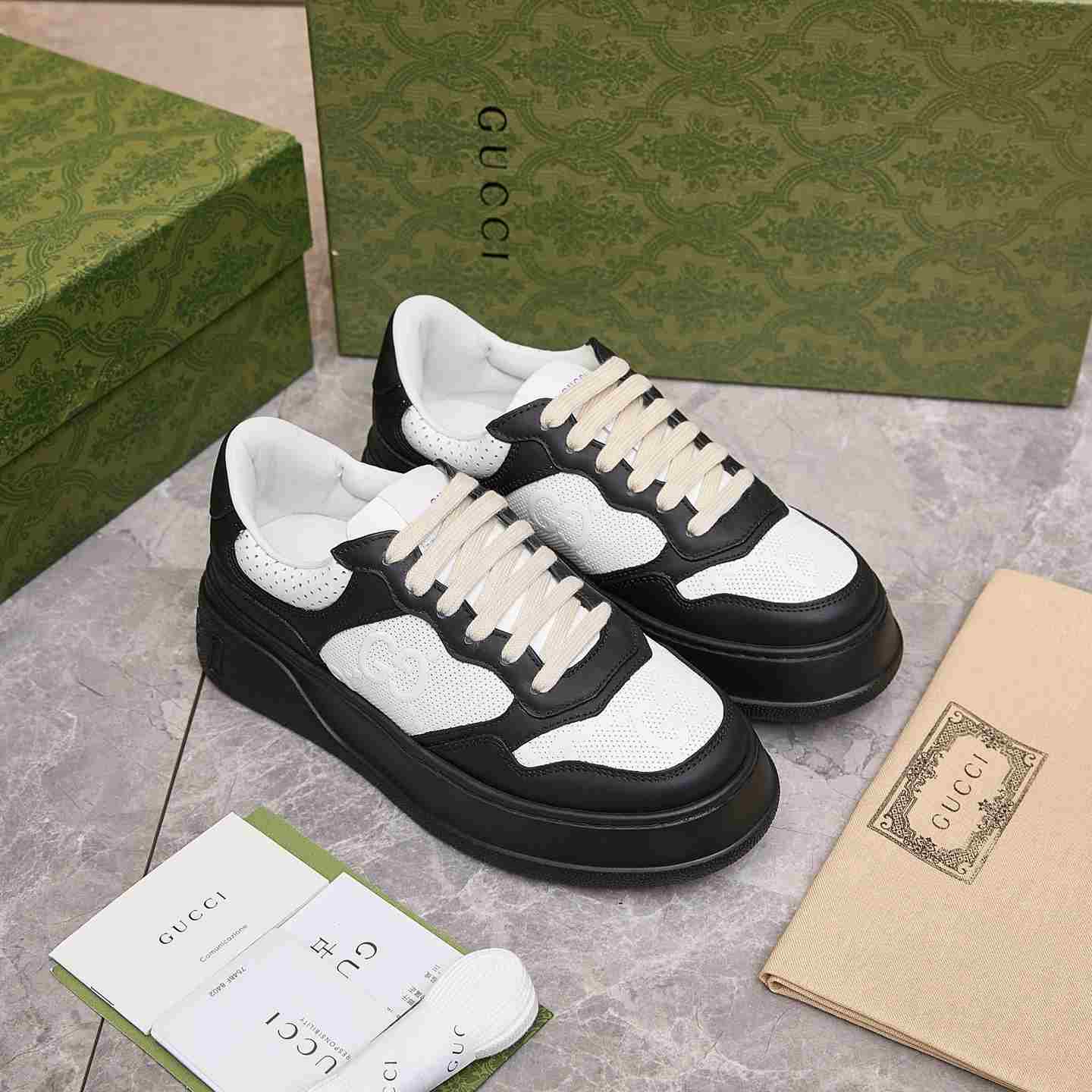 Gucci Chunky GG